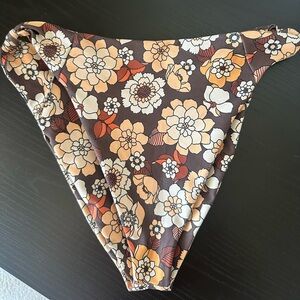 Skatie Salty Bottoms in Byron print